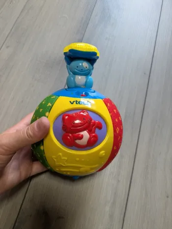 Boule éveil jouet musical très bon état vtech