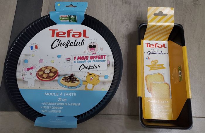 Moule à Tarte TEFAL 30cm + Moule à cake 24cm Neuf.