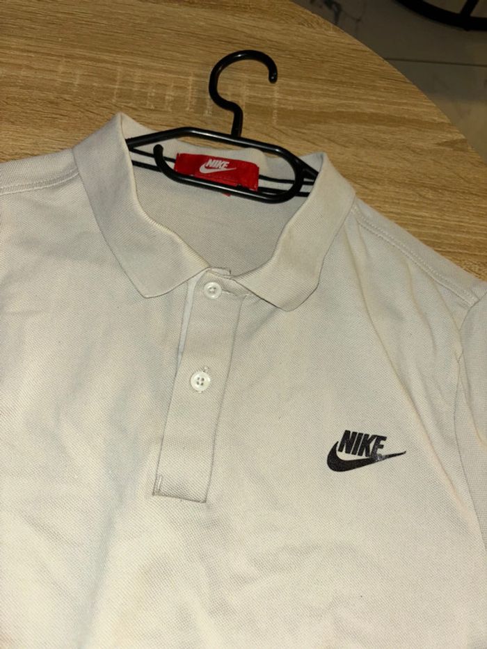 Polo homme Nike taille M en très bon état - photo numéro 2