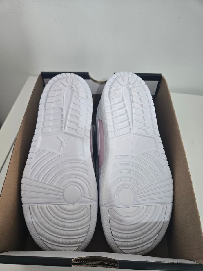 Nike Jordan 1 low taille 35 neuves blanc rose - photo numéro 7