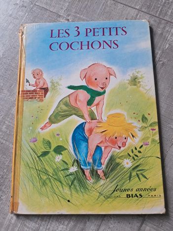 Livre Les 3 petits cochons éditions Bias