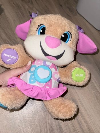 Peluche interactive Fisher Price puppy rose éveil bébé 