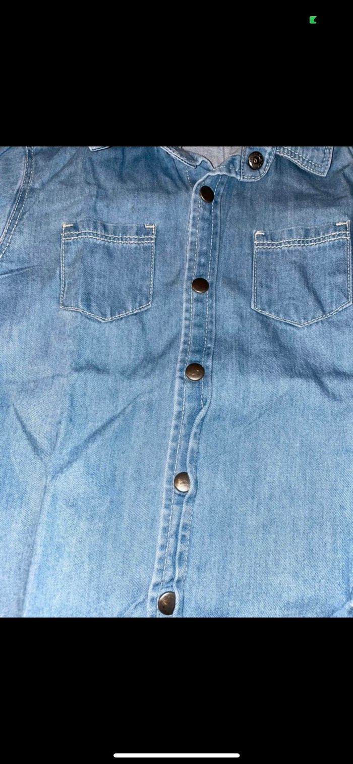 Chemise en jean - Taille 24 mois - TBE - kiabi - photo numéro 4
