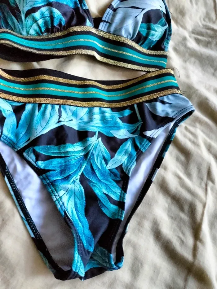 Maillot de bain 2 pièces Fleurie TM - photo numéro 5