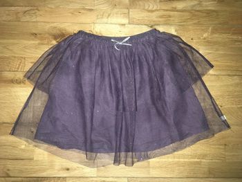 Belle jupe mauve pailletee la compagnie des  petits 6ans