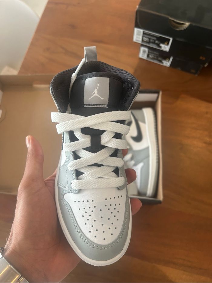 Jordan 1 taille 30 - photo numéro 2