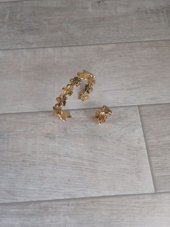 Lot bague + bracelet fleur acier inoxydable 