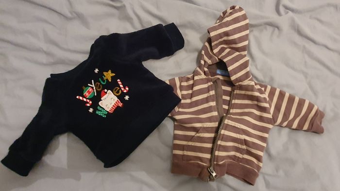Lot vêtements bébé en 3 mois - photo numéro 2