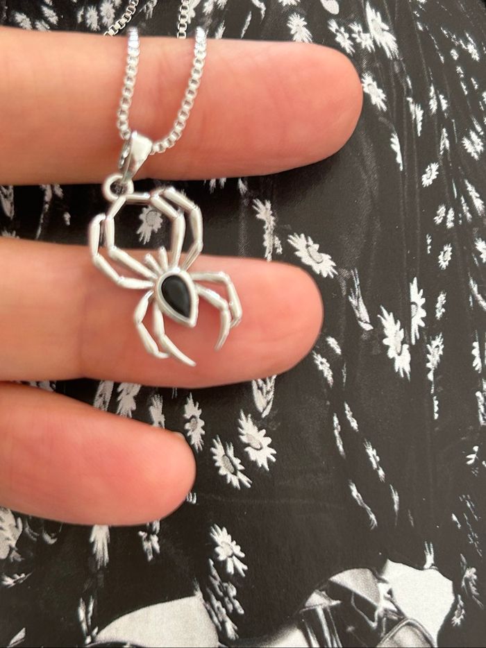 Collier araignée 🕷️ Halloween 🎃 - photo numéro 8