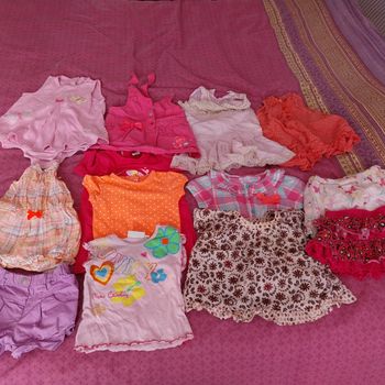 Lot vêtements fillette 12 mois