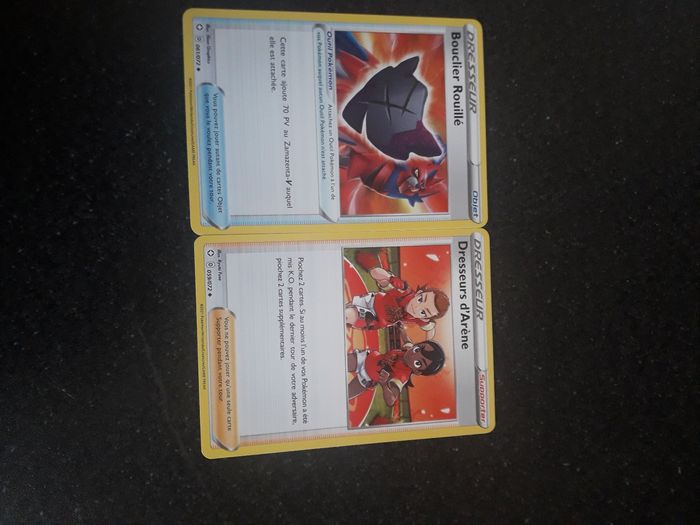 Bouclier rouillé + dresseurs d'arène lot de 2 cartes Pokémon neuves