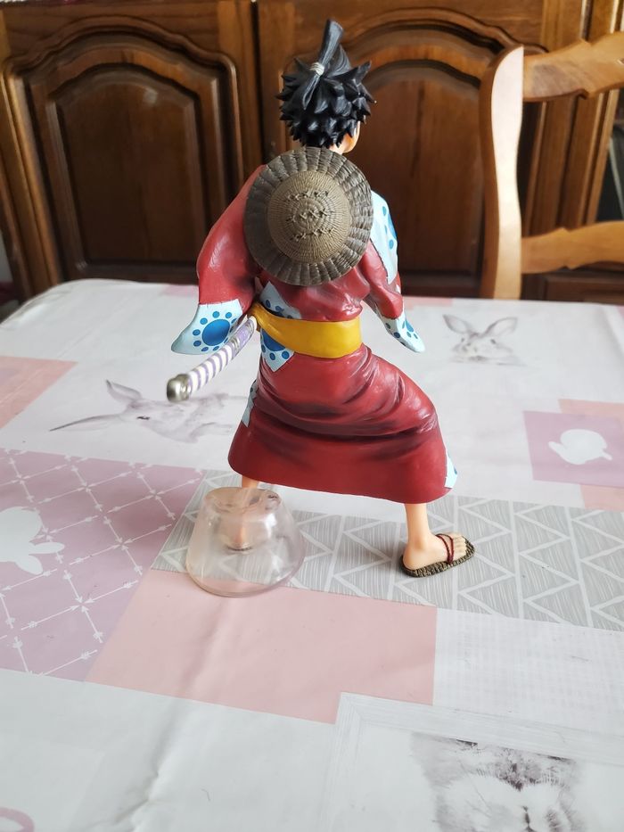Figurine one piece monkey.d.luffy  officielle - photo numéro 4