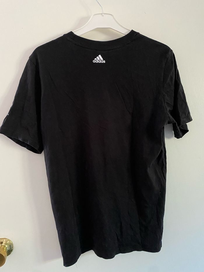 T-shirt Adidas taille 15-16 ans mixte - photo numéro 2