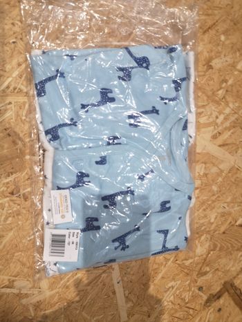 Lot de 2 pyjamas fin neufs T6mois