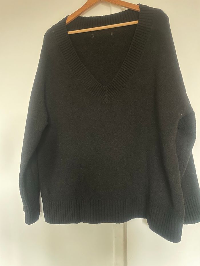 Pull col V H&M - photo numéro 2