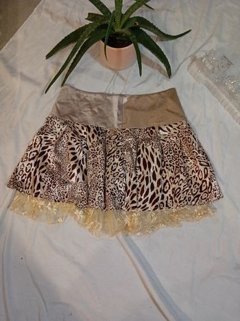 Jupe Avec Dentelle Brodé de Fleur L Neuf