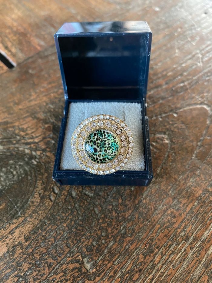 Magnifique bague réglage avec strass et pierre - photo numéro 4