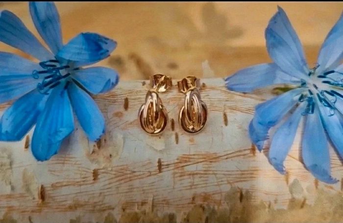 Boucles d'oreilles entremêlées plaqué or cadeau femme