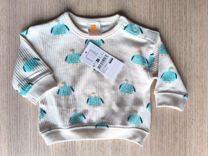 Pull fin côtelé / blanc et bleu Hema / taille 1 mois  50 cm