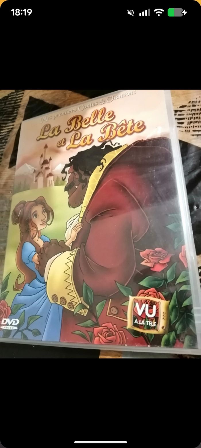 DVD la belle et la bête , mes premiers contes et chansons.