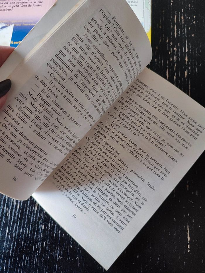 Lot livres fille - photo numéro 4