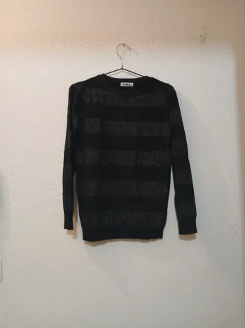 Sweat leger a rayures noir /pailettée " elenza z" taille unique