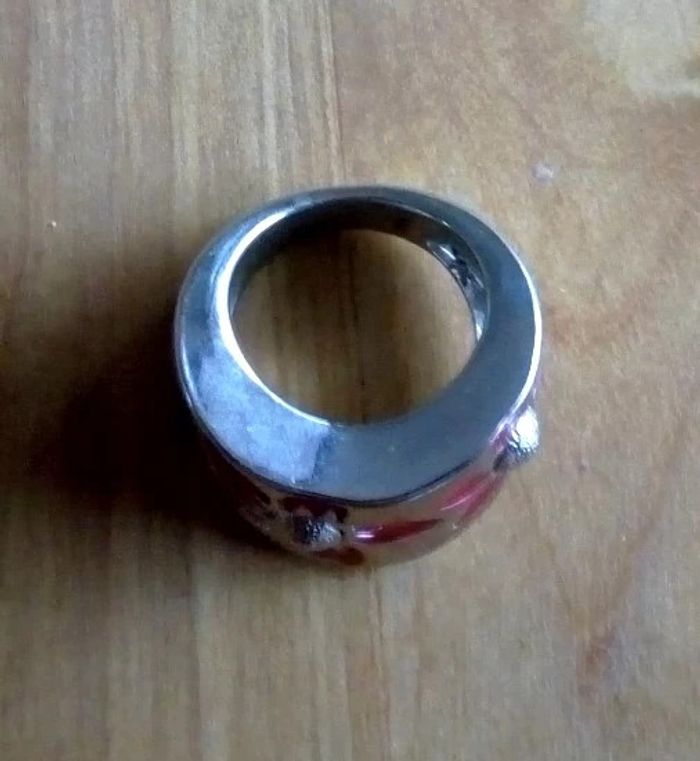 Bague argentée fleurs rouges - photo numéro 2