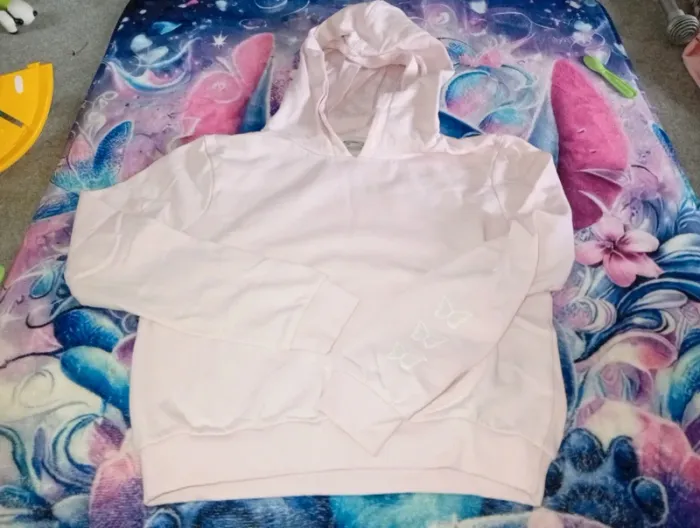 Sweat rose 12 ans