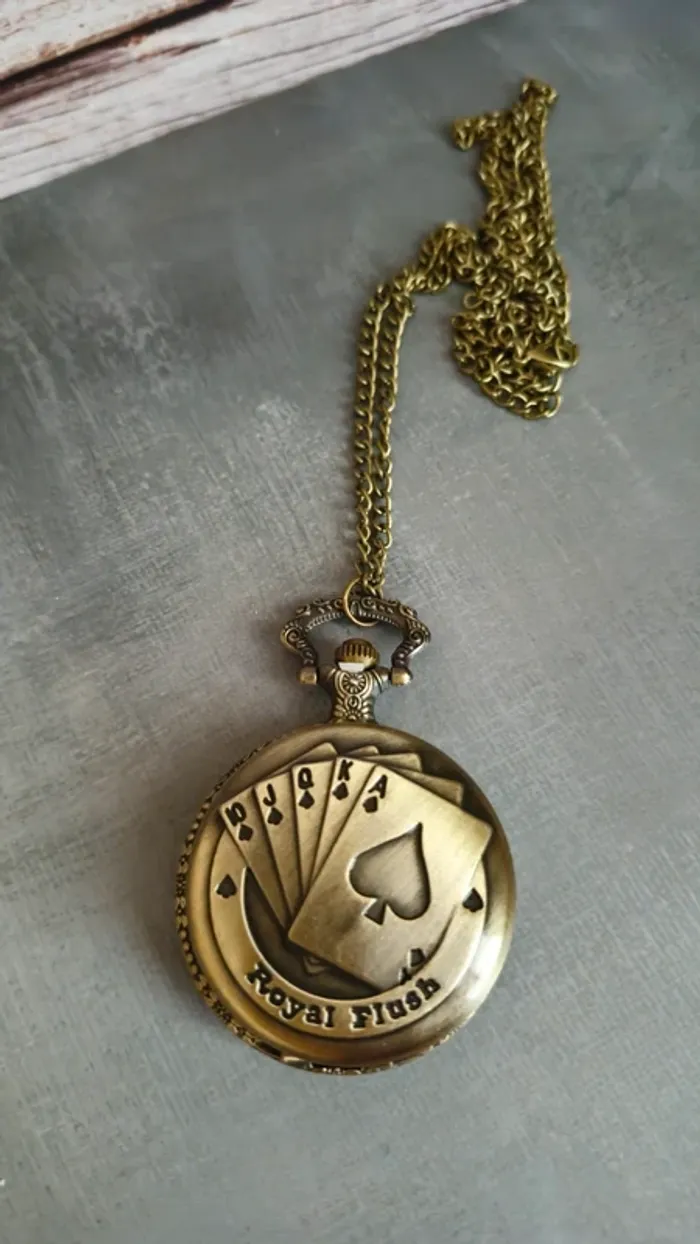 Montre gousset poker