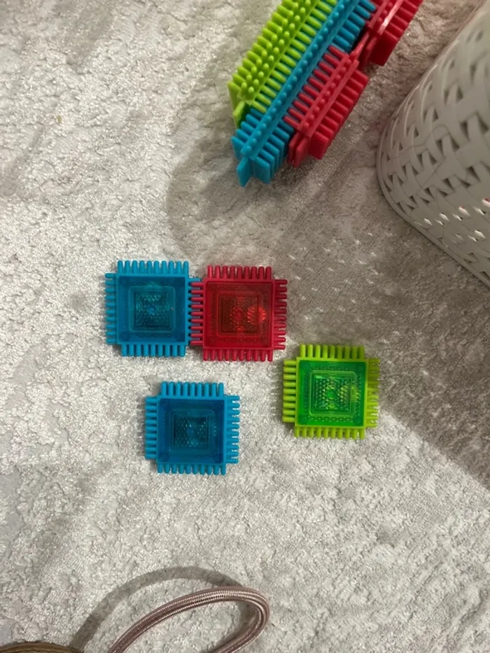 Jeu de construction qui fait de la lumière - photo numéro 2