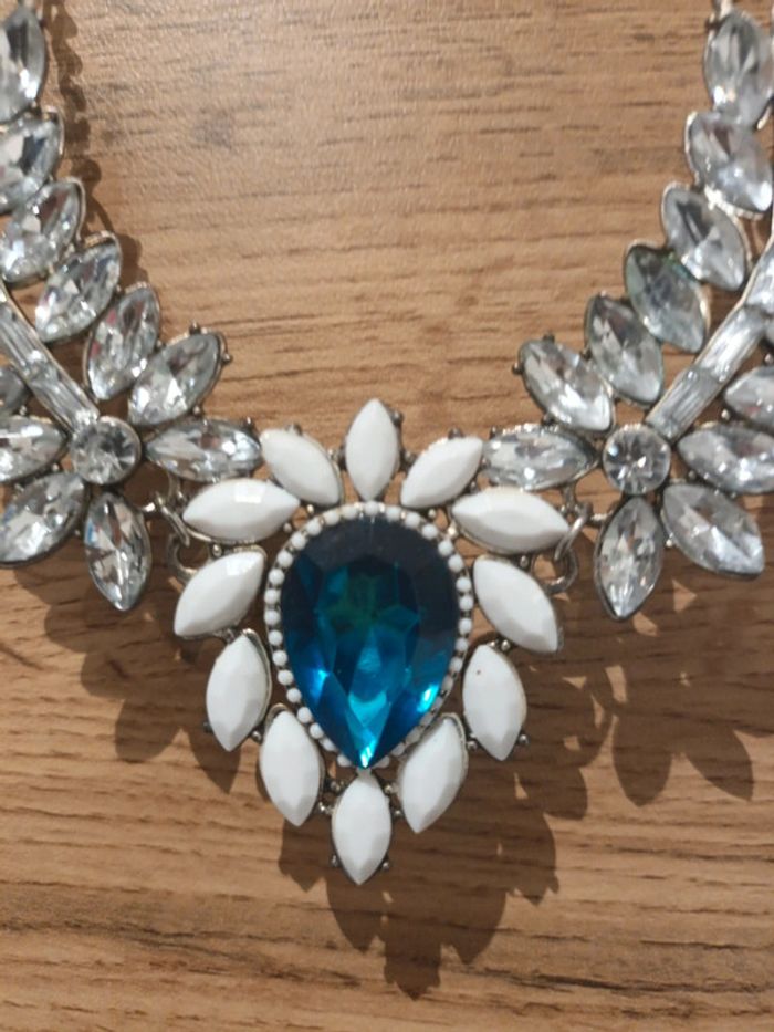 Collier avec strass argenté cœur bleu style Titanic - photo numéro 2