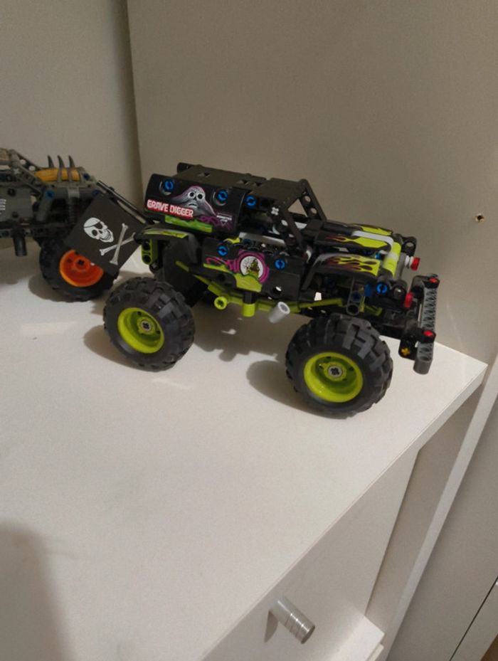 Lego technic 42118 et 42119 - photo numéro 3