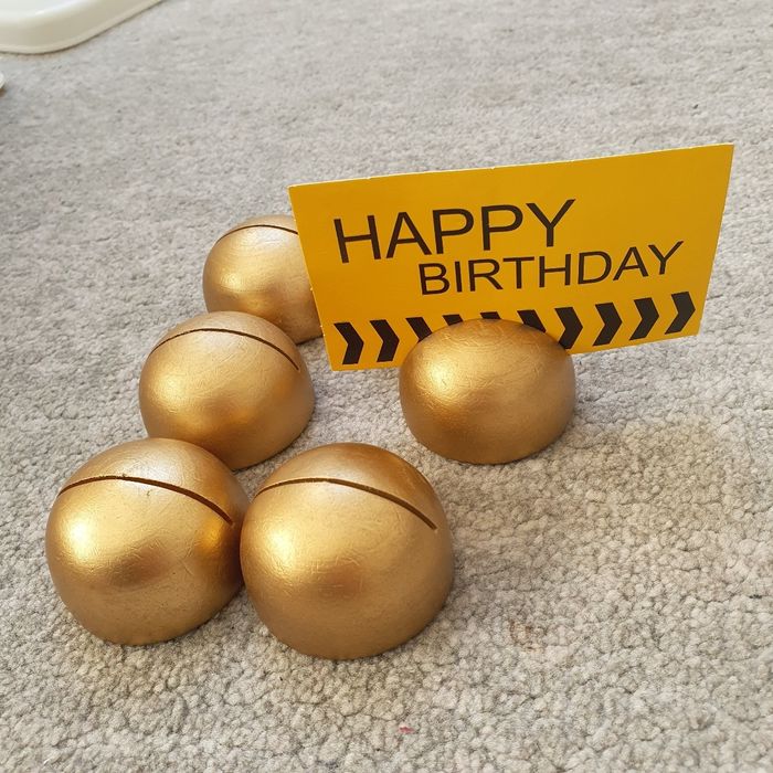 6 porte-numéros ou porte-cartes en bois doré. - photo numéro 4