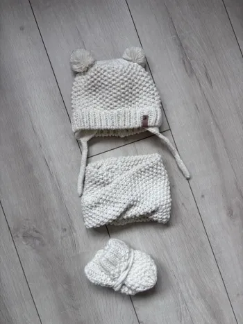 Ensemble bonnet + tour de cou + moufles TAO