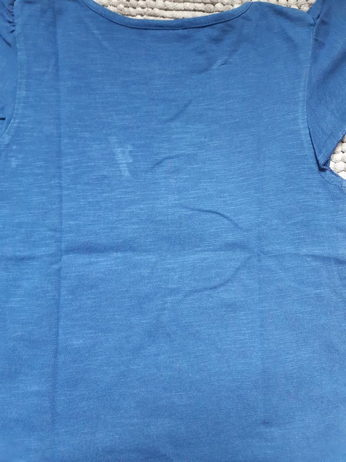 T-shirt C&A 5 ans - photo numéro 4