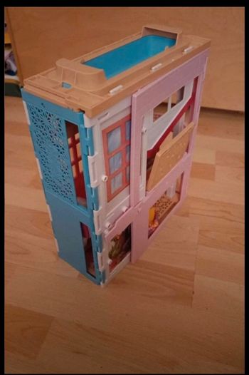 Maison barbie pliable