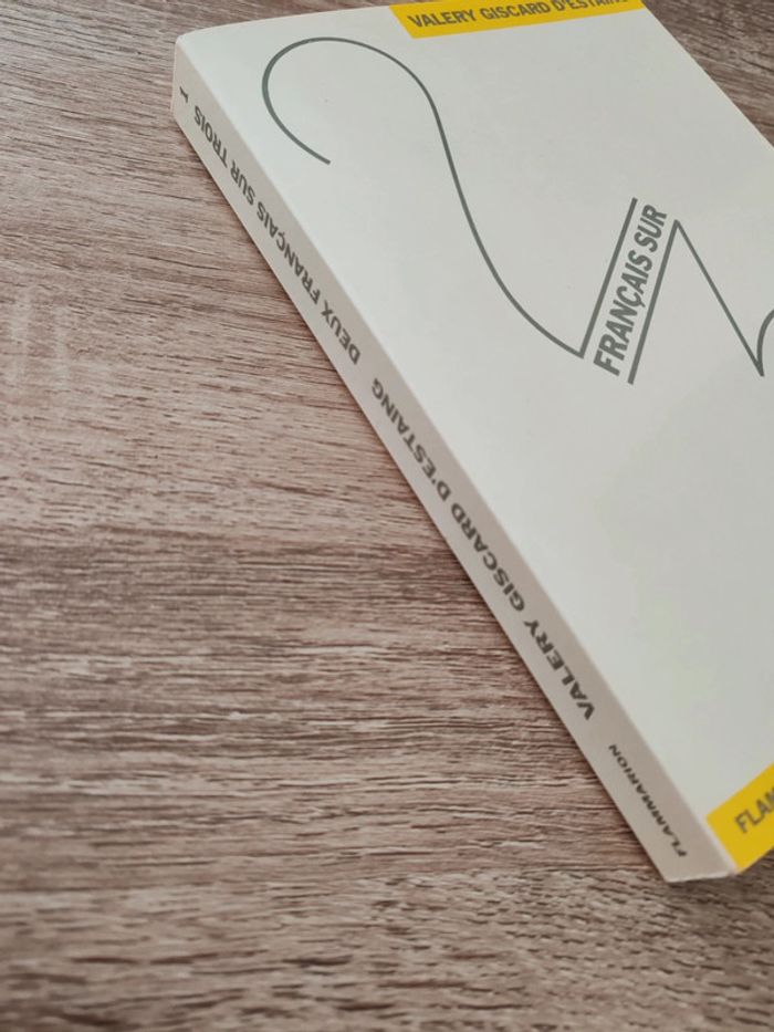 Valéry Giscard D'Estaing ⭐ 2 Français sur 3 - photo numéro 3