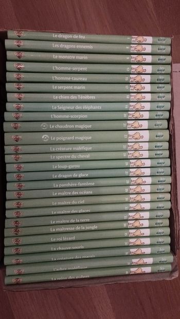 Lot de 26 livres Beast Quest