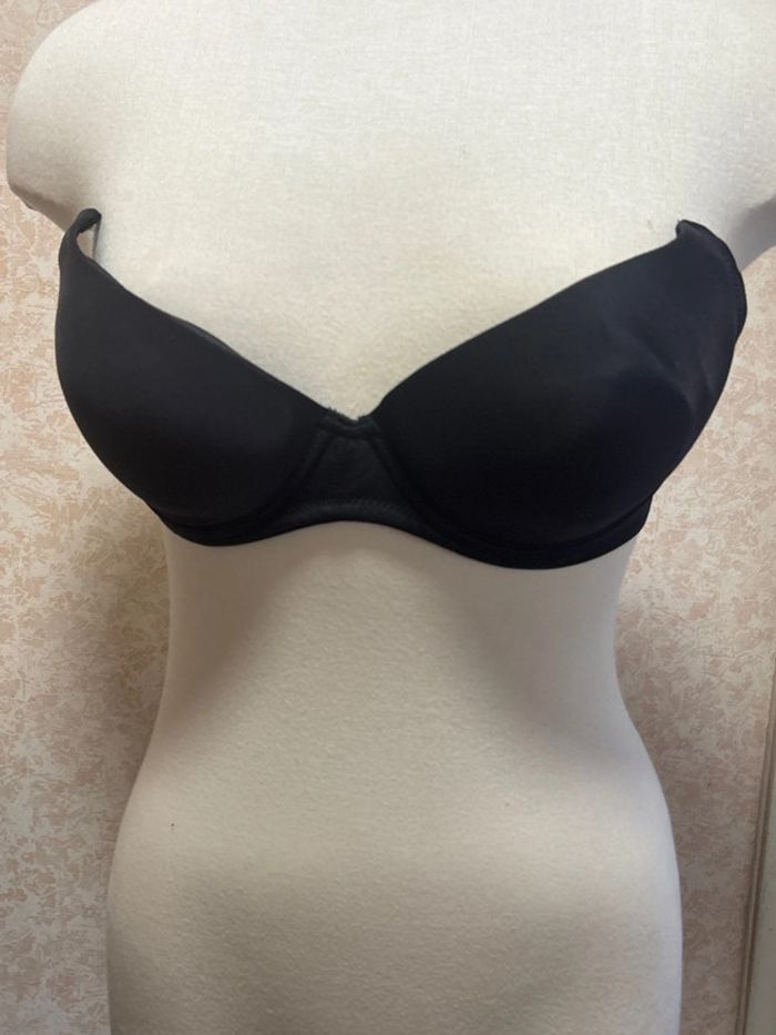 Soutient gorge rembourré sans bretelle taille 90c marque charlotte lingerie - photo numéro 2