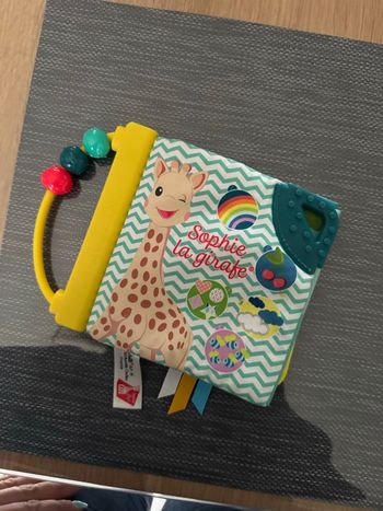 Livre tissu Sophie la girafe 