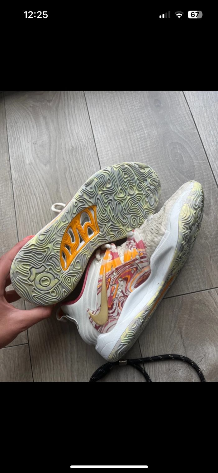 Chaussures de basket / volley - photo numéro 2
