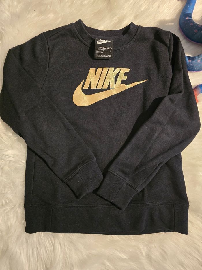 NEUF (non portés ) ⚘️⚘️👌😍 superbe jogging NIKE fille 8 ANS ⚘️⚘️ - photo numéro 3