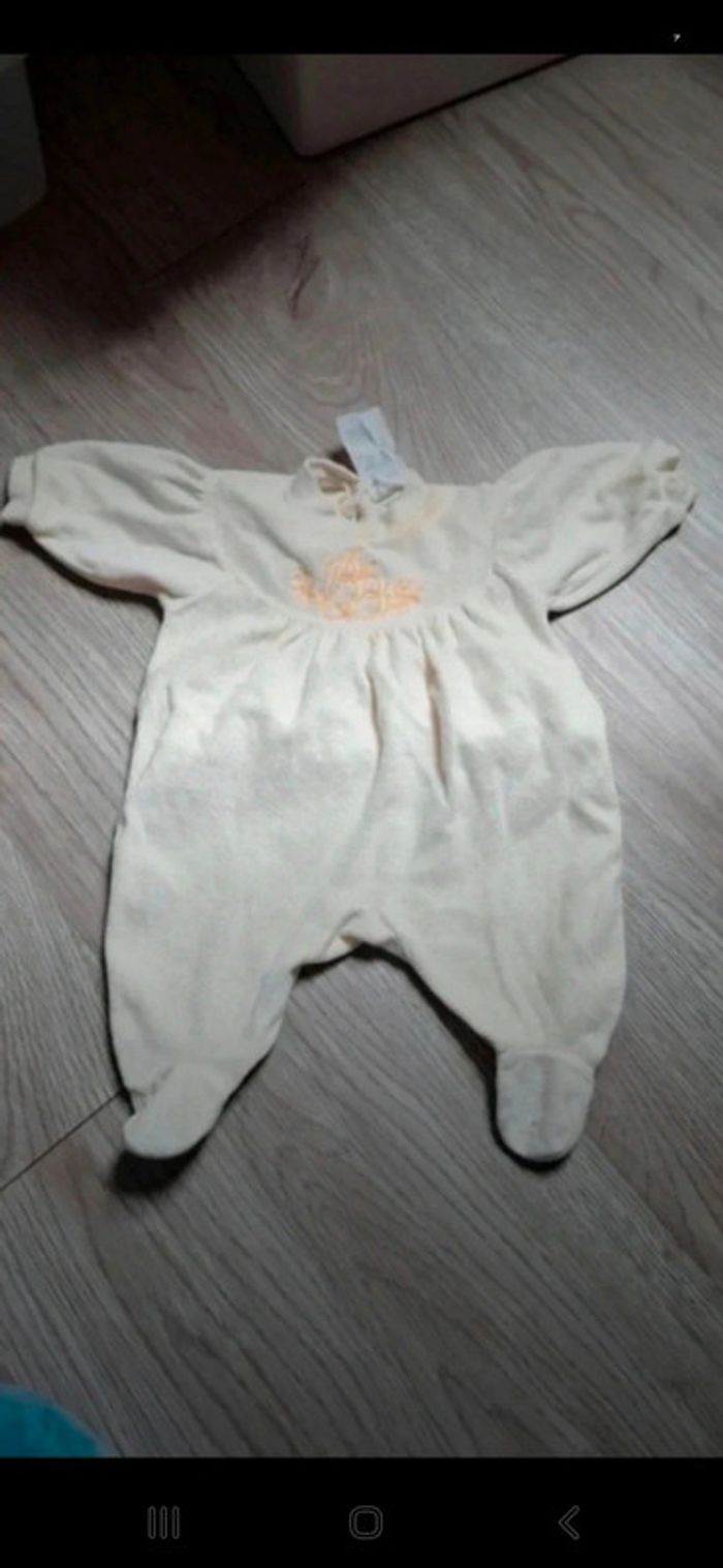 Pyjama épais Bébé confort 1mois 53cm ouverture arrière 👻