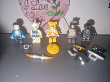 Minifigures lego chima et ninjago