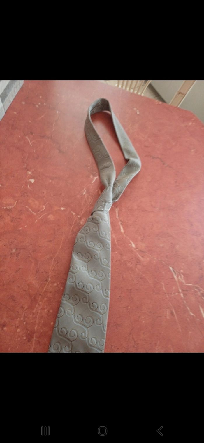 Cravate homme - photo numéro 2