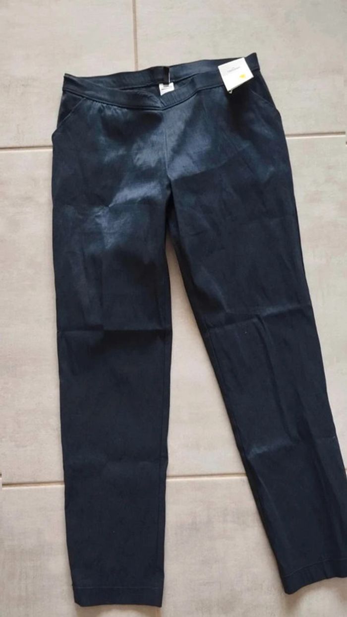 Pantalon tregging bleu  marine  taille s brillant avec  effets - photo numéro 2