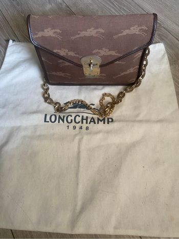 Longchamp
