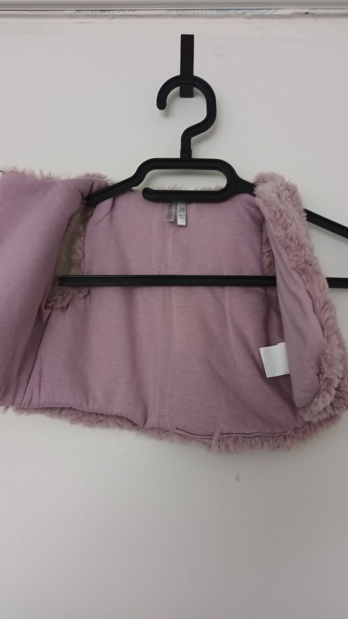 Gilet sans manches 6 mois - photo numéro 3