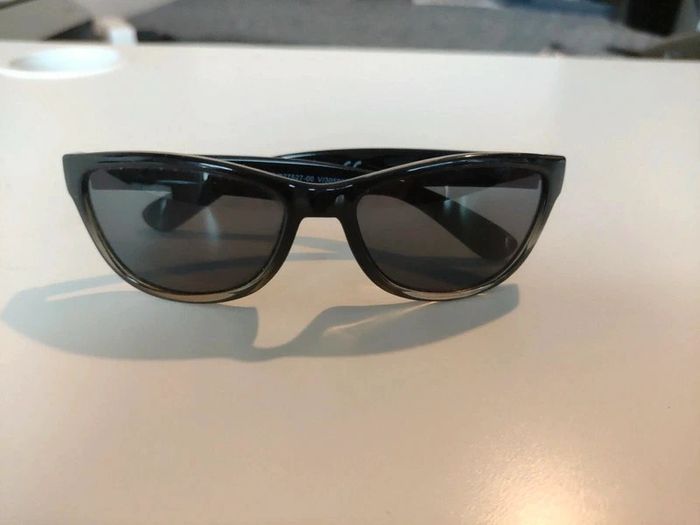 Lunettes de soleil pour enfants de la marque GAP