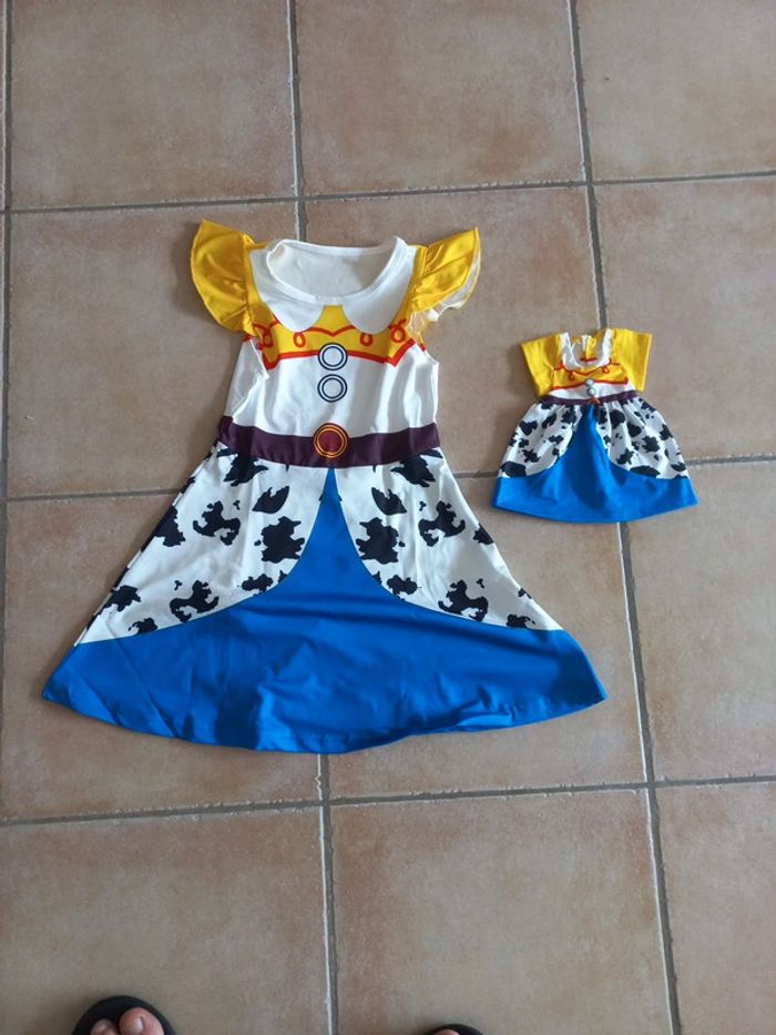 Déguisement robe Jessie Toy Story taille 4-5 ans